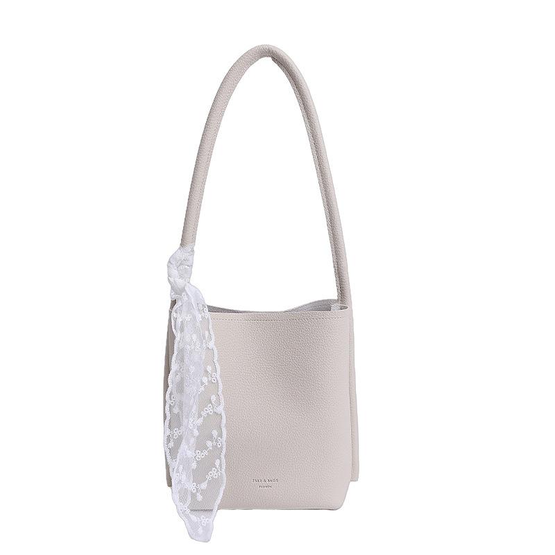 

2025 new fashion bucket bag chain baby elephant bag versatile solid color shoulder bag foreign style messenger bag trendy underarm bag No silk scarf