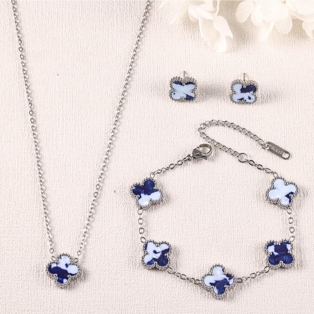 Four-leaf Clover Three-piece Necklace Bracelet and Earring Set - A Luxurious and Colorful Fashion Accessory Set