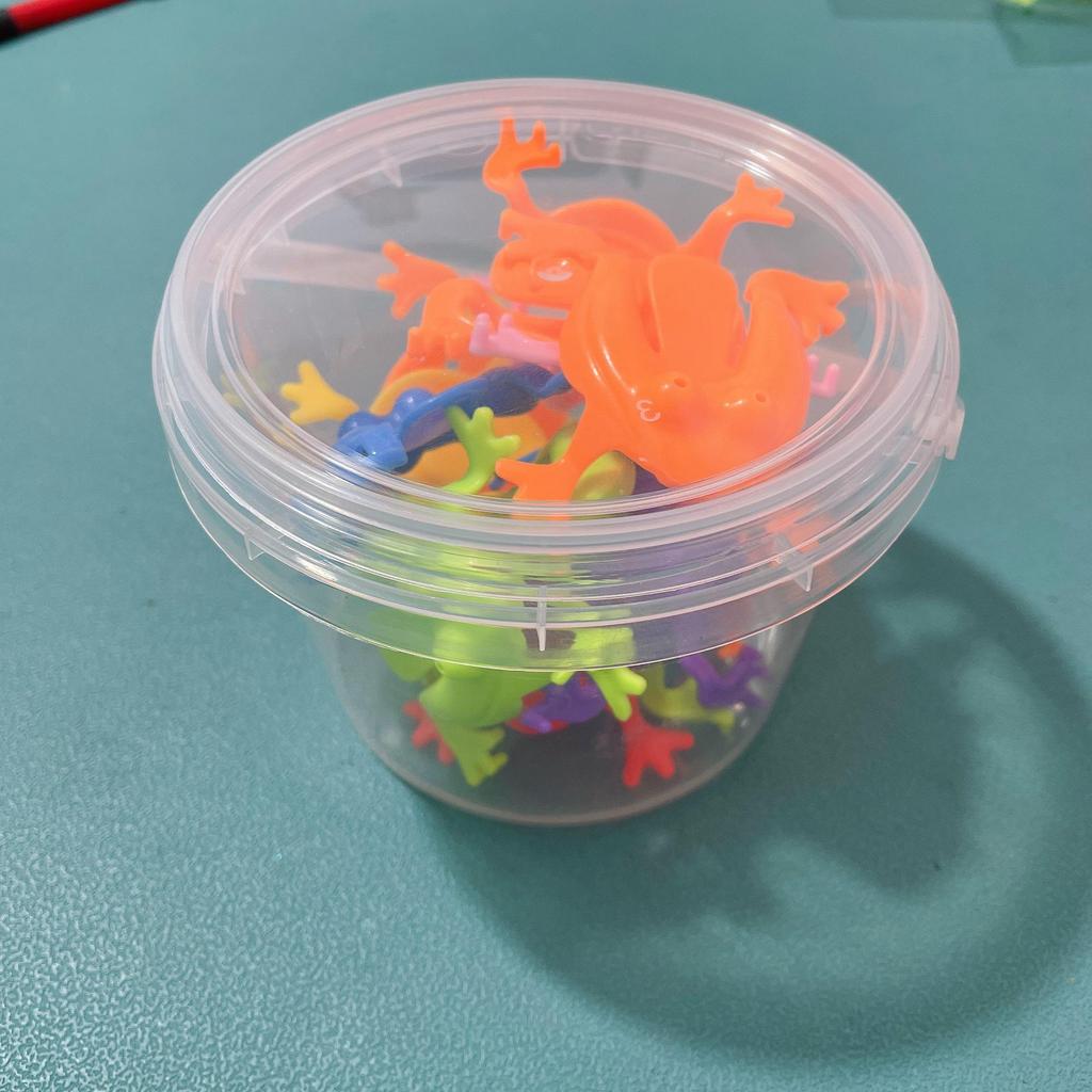 Retro Jumping Frog Toy: Nostalgic 80s-90s Parent-Child Educational Fun
