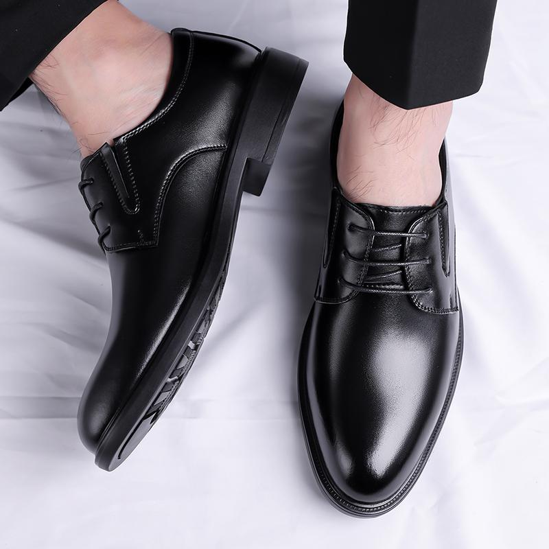Fashion 2025 New Classic Leather Shoes Men Luxury Oxfords Business Formal Office Men Shoes Boos Dress Male Wedding Shoes Handmade Flats