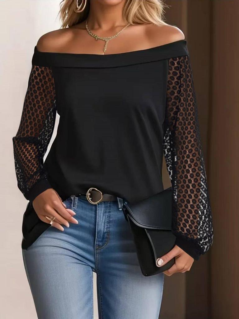 2026 Autumn/Winter French Lace Patchwork Lantern Sleeve Loose T-shirt for Women.