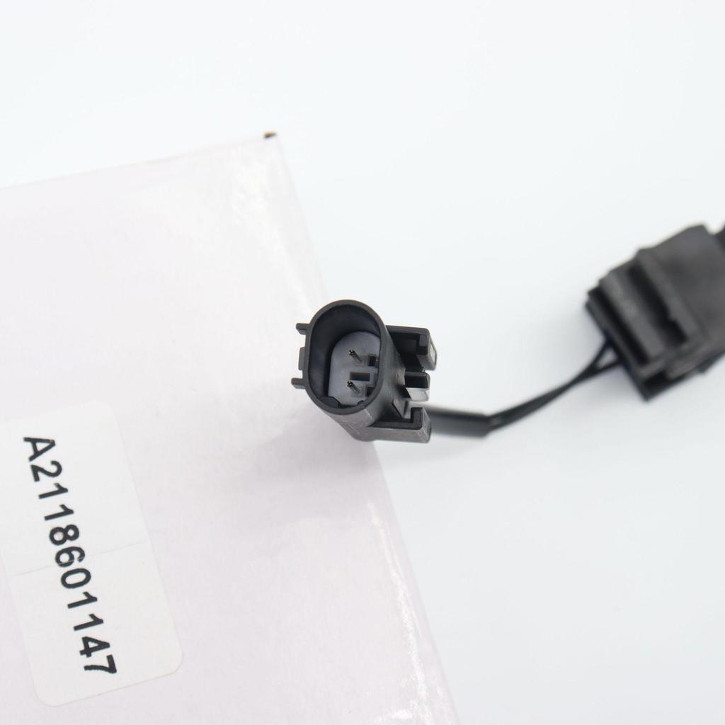 Mercedes Car Hood Washer Nozzle 2118601147 for Windshield Cleaning