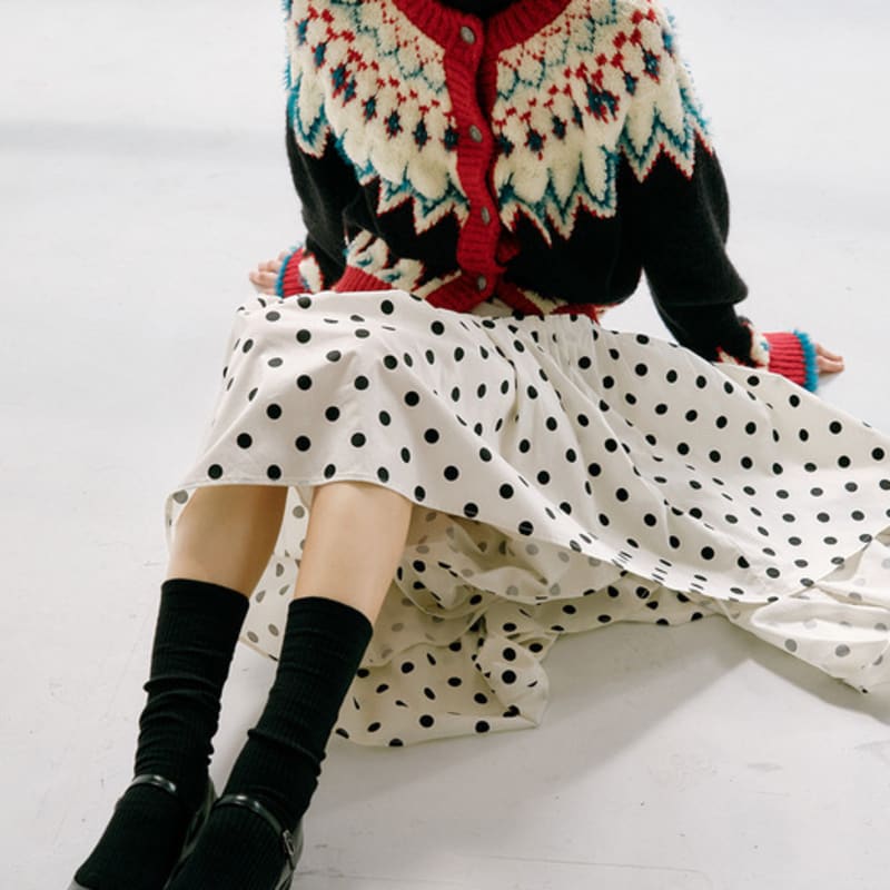 GREENBUTTER Loose Top Socks (Black)