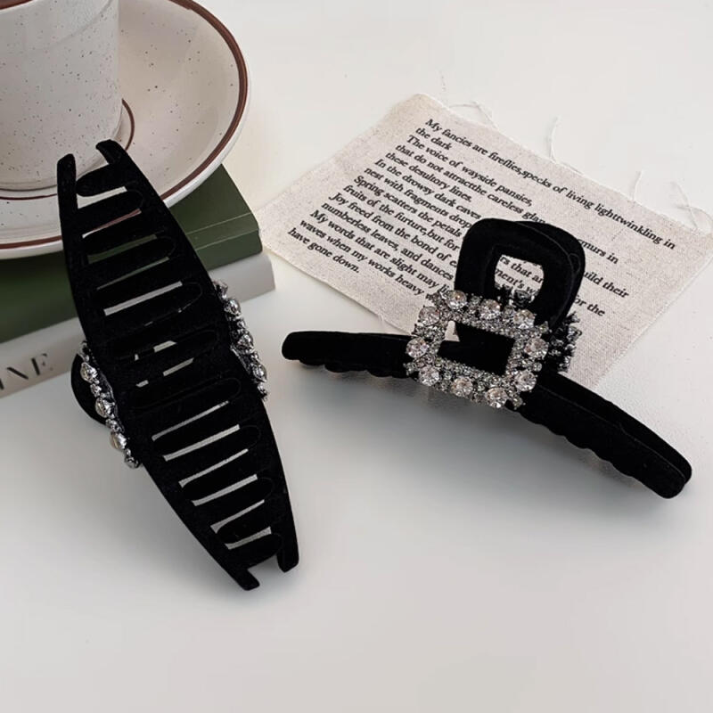 Sunny Twist Elegant Velvet Cubic Updo Hair Clip