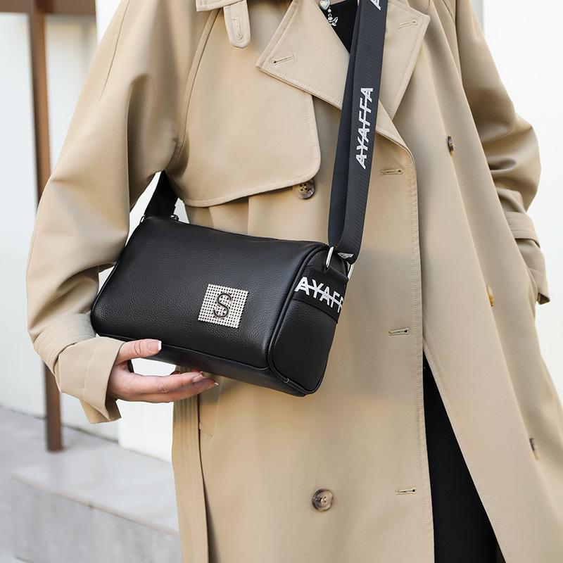 Leather women's bags new trendy fashion first layer cowhide shoulder messenger bag large capacity pillow bag