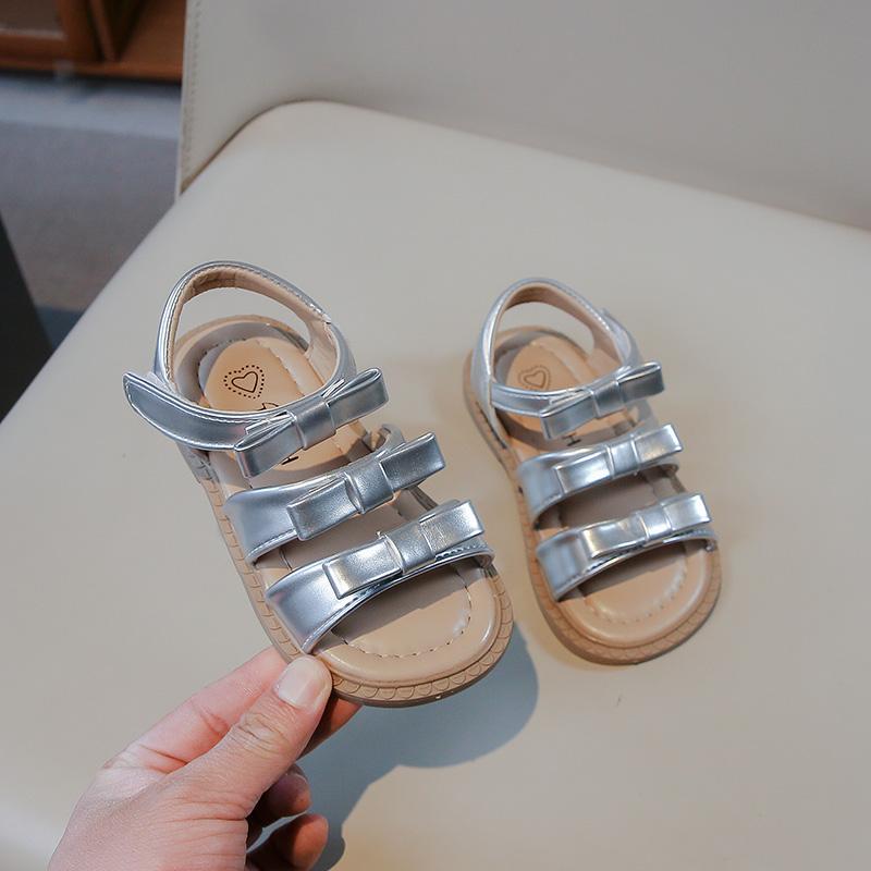 

Flat Sandals Girl Shoes Princess Summer Clogs Breathable Beach Shoes Girls Butterfly-knot Shoes Low-heel Fashion Footwear I 24