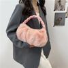 Gewebte Tragbare Plüschtasche Damen 2023 Neuer Stil All-matching Handgetragene Wolke Große Kapazität Fell