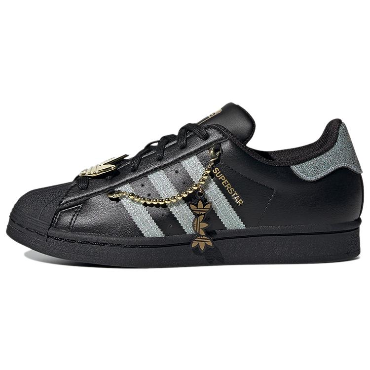 Adidas Womens Superstar `Sneaker Queen` (women`s