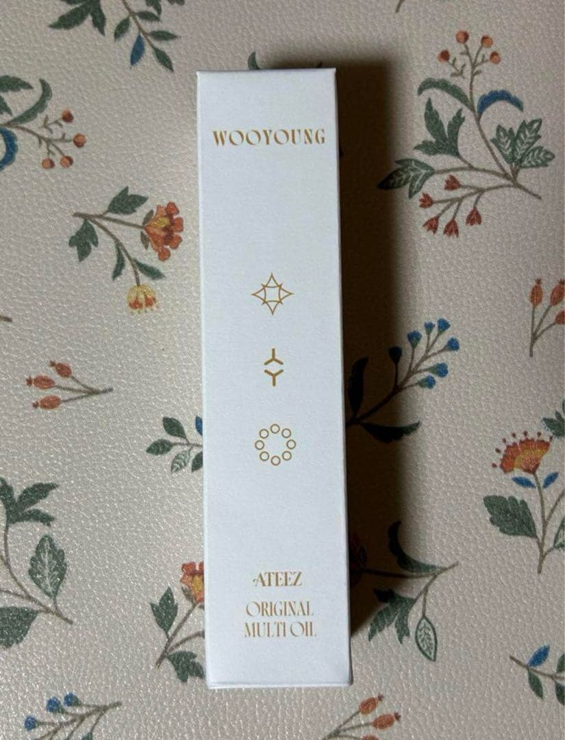 

[USED] ATEEZ Wooyoung Multi Oil FC Exclusive