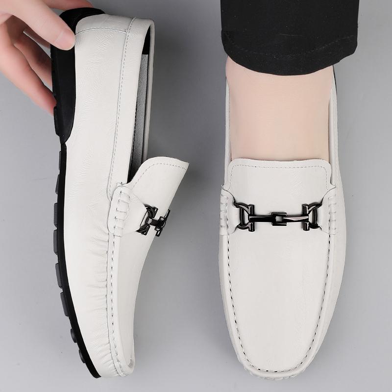 Fashion Genuine Leather Loafers for Men Ultra-light Soft-Soled Moccasins Breathable Slip on Flats Comfy Metal Buckle Male Driving Shoes