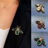 New Women Fashion Luxury Vintage Bee Emerald Insect Brooches Pins Lady Elegant Rhinestone Alloy Retro Accessories Brooches Pin