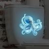 Blauwe Cartoon Octopus Toiletsticker Waterdicht Lichtgevend in het Donker Zelfklevend Verwijderbaar voor Badkamer Grappige Decoratie Ideeën