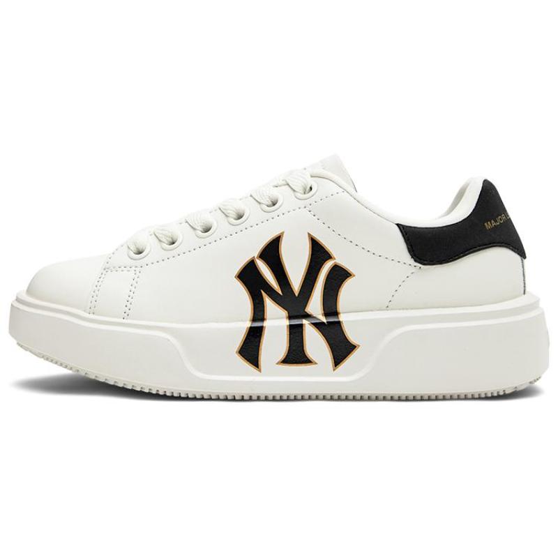 MLB Chunky Classic Low top Skateboard Shoes Unisex Beige Black Sneakers 3ASXCCB3N-50IVS 45