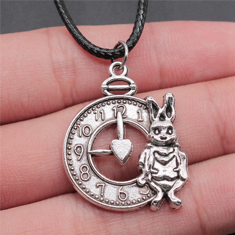 Pendentif Faune du Royaume Animalier Métal Bronze Antique Collier Ras-du-cou pour Femme Cadeau Mode