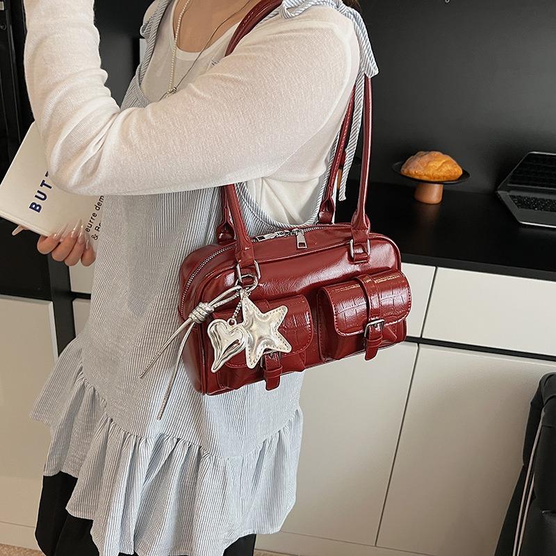 Large-capacity Bag Women's Summer New Casual Niche Shoulder Armpit Bag Fashionable Commuter Pillow Bag