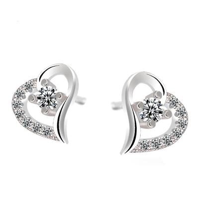Herzförmige Modelle, Temperament, vielseitig, 1 Paar glänzende Zirkonia-Ohrstecker für Frauen, Vintage-Hochzeitsschmuck, edel und elegant, trendiges Geschenk für Mädchen