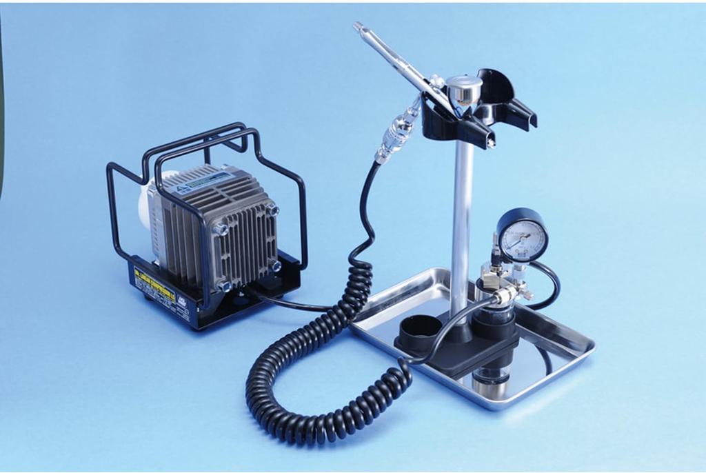 GSI Creos Linear Compressor L5 with Pressure Gauge and Platinum Hobby Painting Tool PS305 Mr. Regulator, Set,