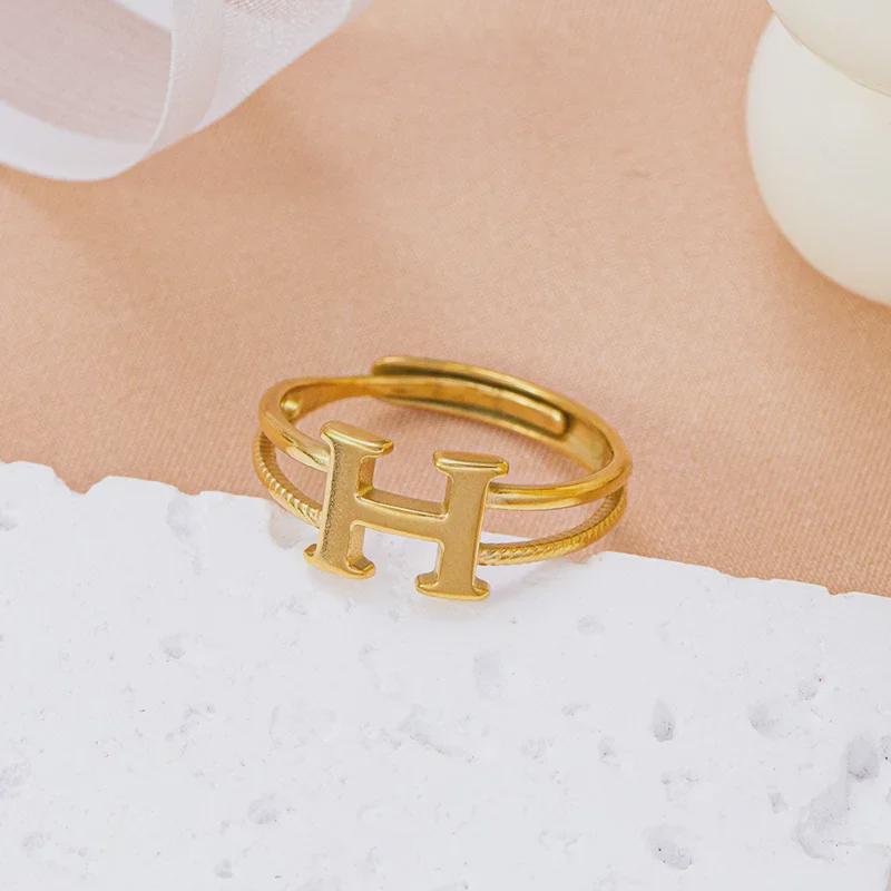 Evropský a americký nerezový prsten s dvojitou vrstvou a písmenem H – Jednoduchý, stylový design inspirovaný Koreou pro ženy