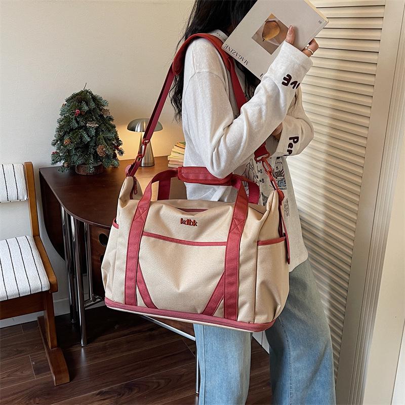 Women's Large Capacity Sports Fitness Bag - Fashionable Single Shoulder Travel Tote