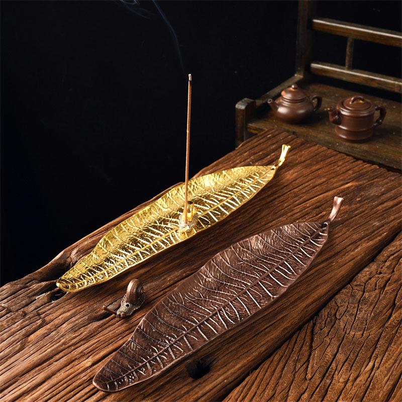 Creative Leaf Incense Burner for Sandalwood & Agarwood Coils - Tea Ceremony Ornament