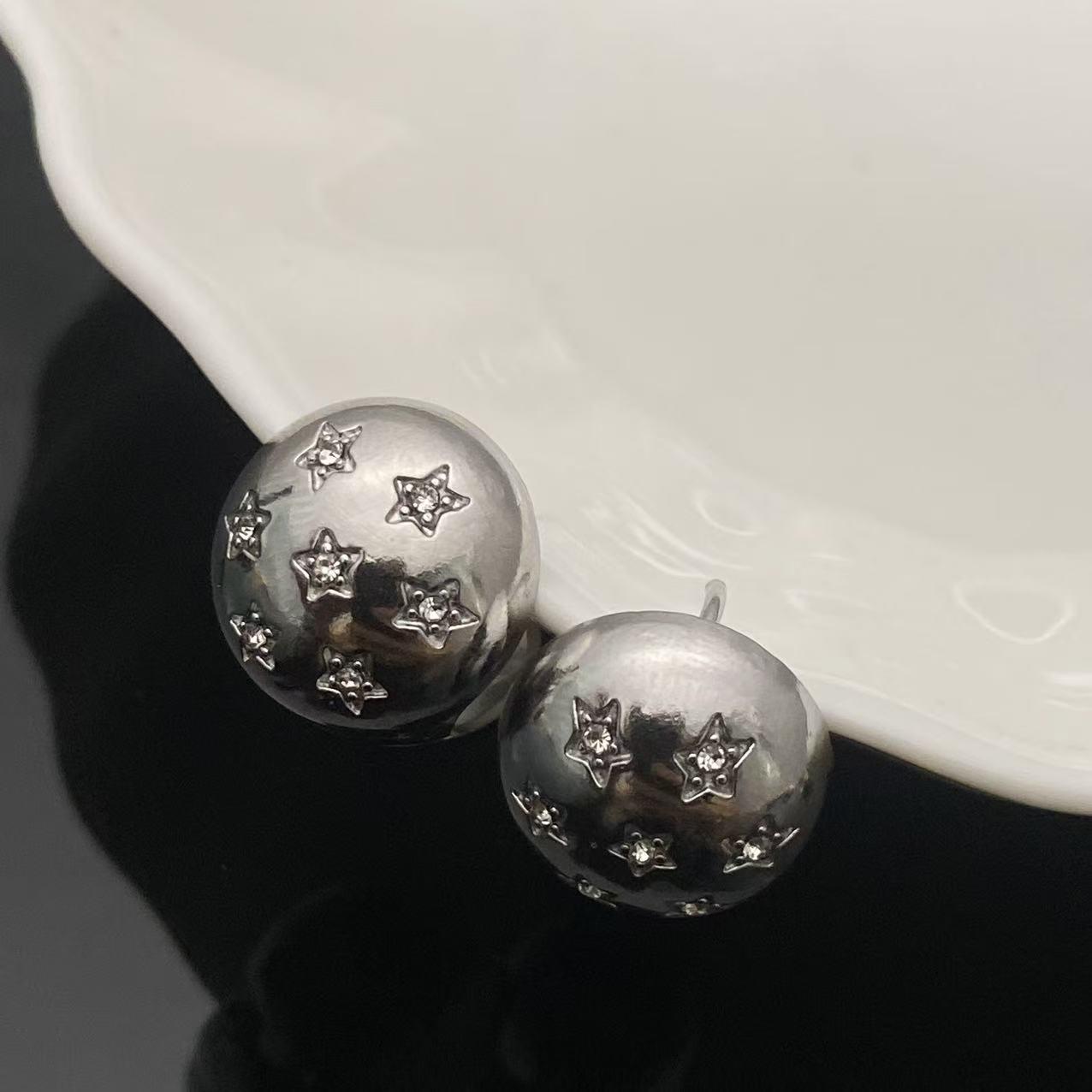 European Retro Geometric Zircon Earrings for Women - Stainless Steel
