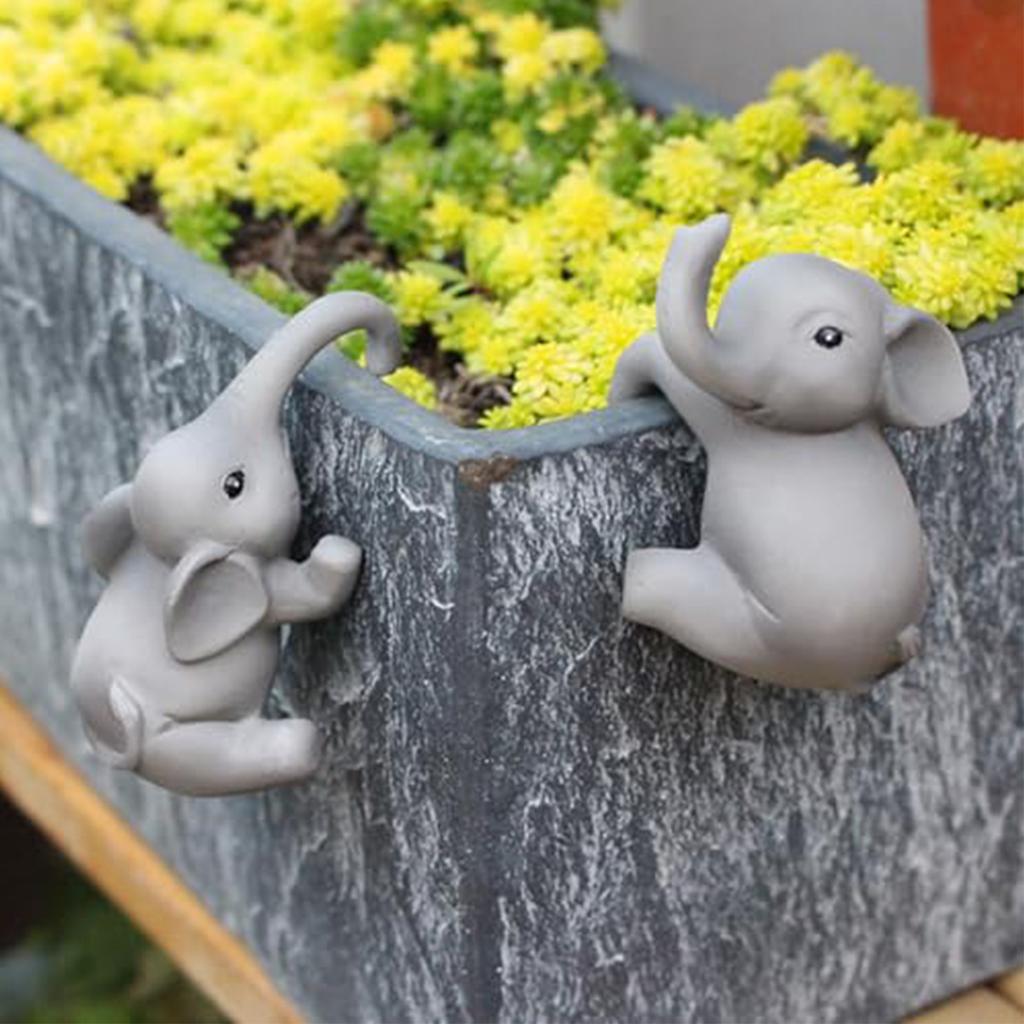 2Pcs Cute Climbing Statues Flower Pot Hugger Climbing Animals Hanging Sculpture Outdoor Planter Pot Decorations for Home