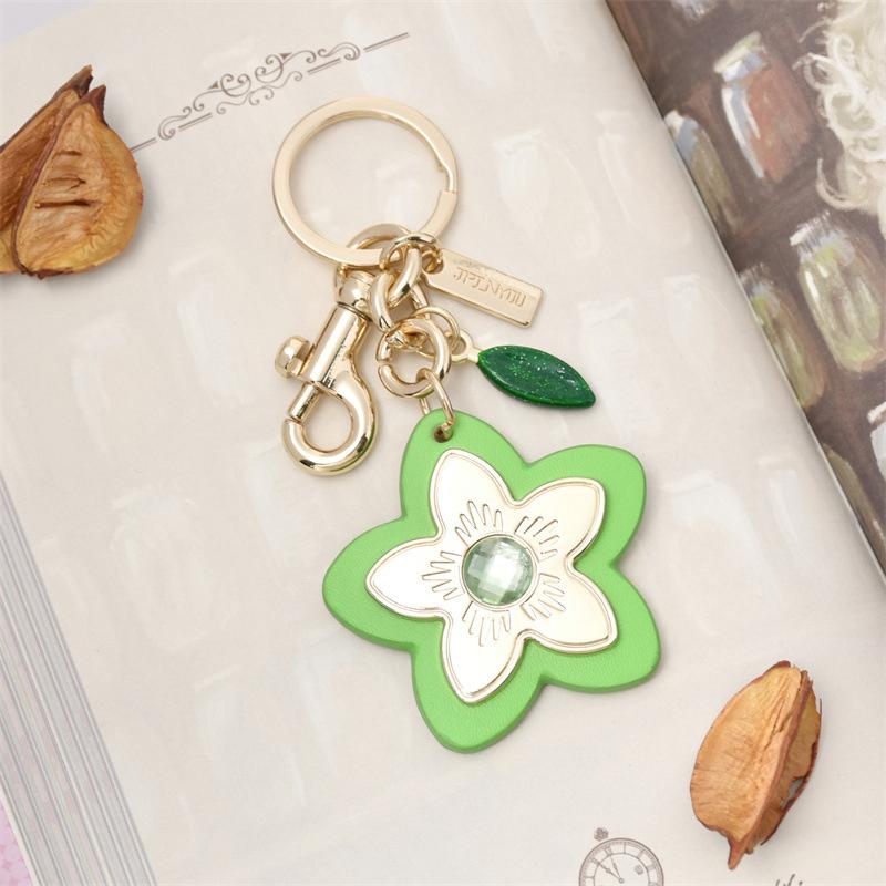 

Retro Creative Bag Hanging Decoration Multipurpose Lightweight Camellia Flower Keychain Pendant Elegant Backpack Pendant