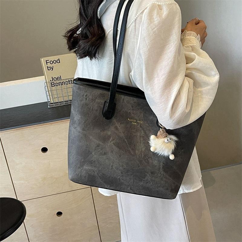 Women's Autumn/Winter Large Capacity Zipper Tote and Shoulder Bag