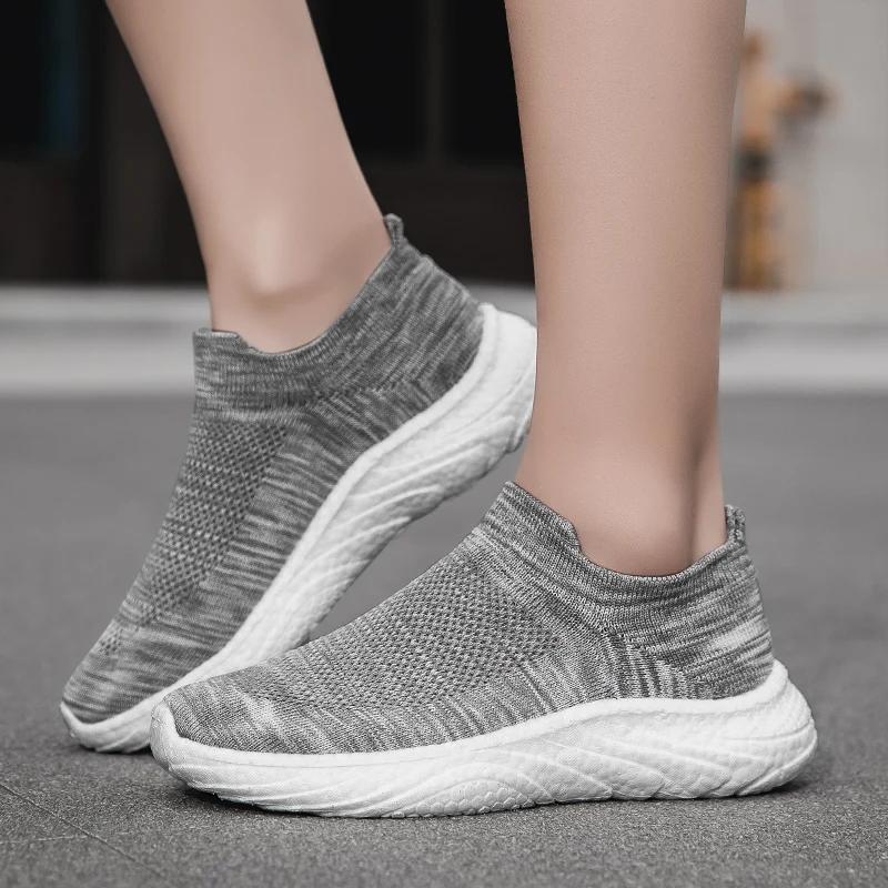 Fashion New Men's Casual Sneakers Comfortable Socks Walking Shoes Spring New Comfortable Men's Casual Shoes Light Sneakers Men Shoes