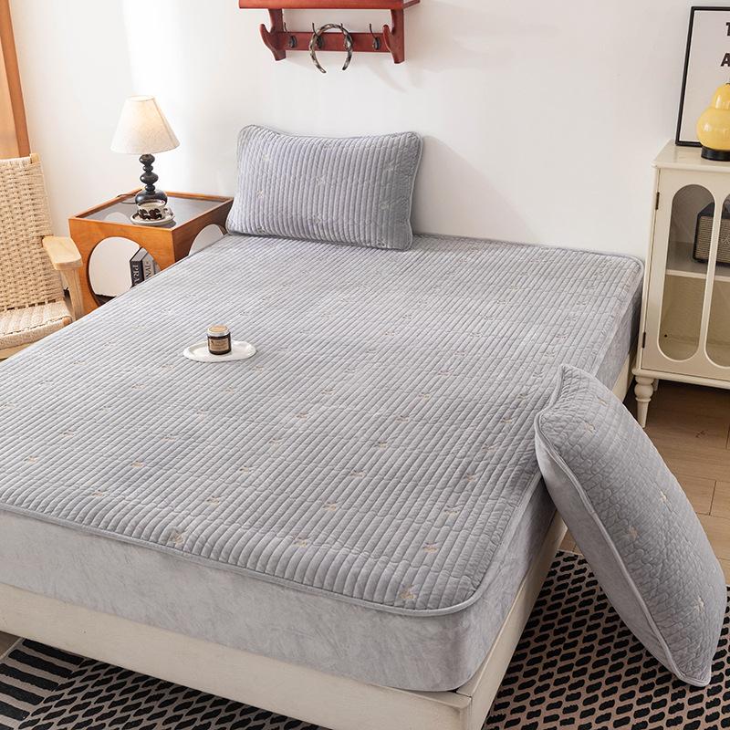 

Baby Velvet Baby Velvet Cherry Embroidered Quilted Bed Sheet Single Piece Household Anti-slip Mattress Protector Cover Bedding 90 * 200Cm single bed hat