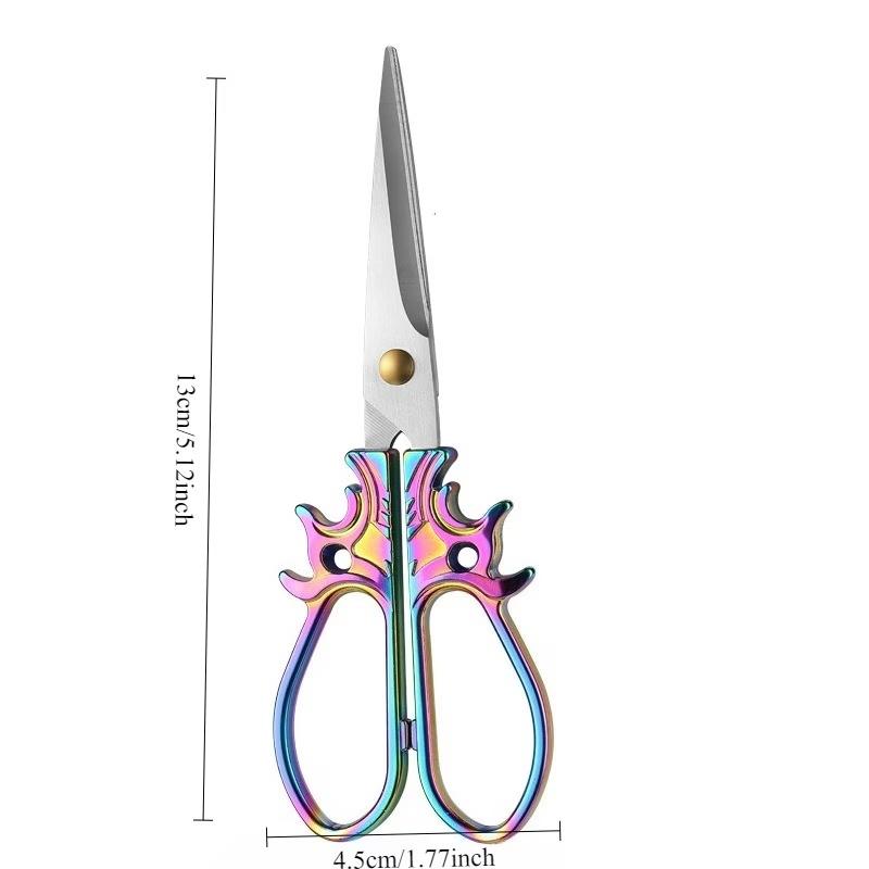 1 Piece Stainless Steel Embroidered Scissors Retro Sharp Pointed Tip Professional Sewing Scissors for Cutting Thread