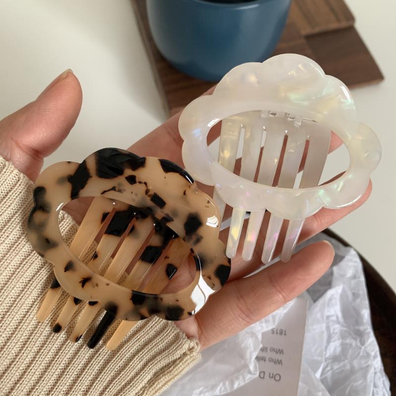 Korean Hair Claws Women Acetate Hair Clip Simplicity Colorful Fashion Claw Clip Girls Hair Barrettes Hair Accessories  New