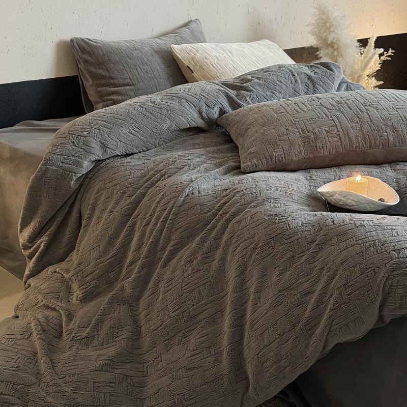 Retro Dreidimensional Geschnitztes Milchfleece Herbst und Winter Fortgeschrittenes Wärmegefühl und Fleece Bettwäsche Vier-teiliges Set