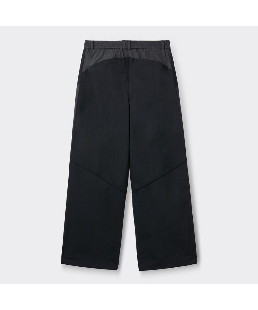 Keoseuuteommellou Black Incision Parachute Pants Cwpam26352Bkx