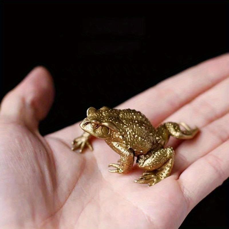 Feng Shui Copper Pocket Money Toad Fortune Brass Toad Figurine Indoor/Outdoor Decorative Statue No Electricity Required