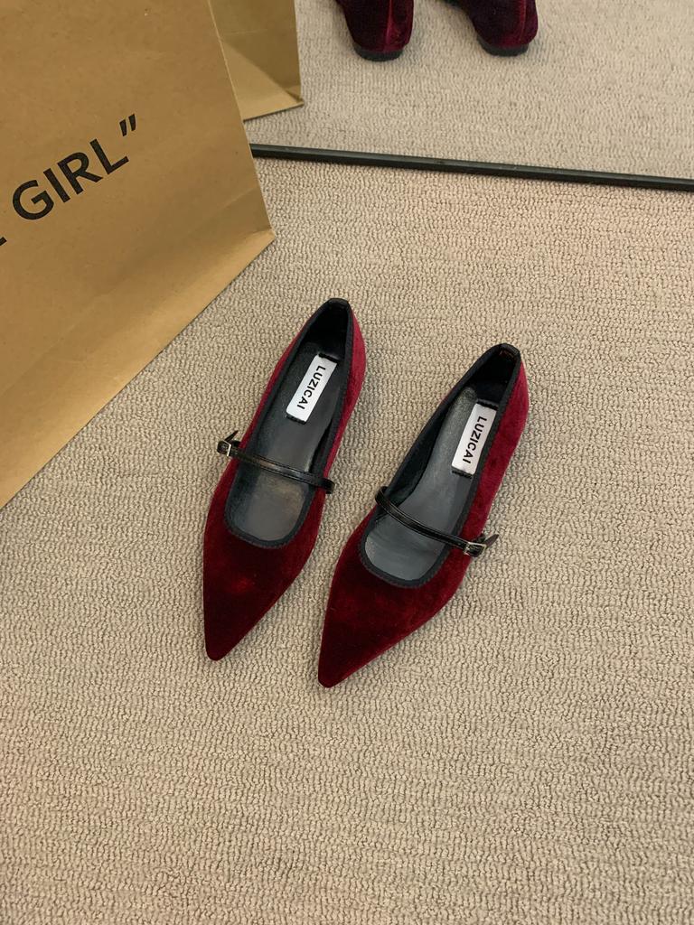 Fashion Pointed Flat Shoes for Women Spring Autumn 2025 New Casual Suede Pointed Mary Jane Shoes Plus Size 41 42 43 Women's Shoes