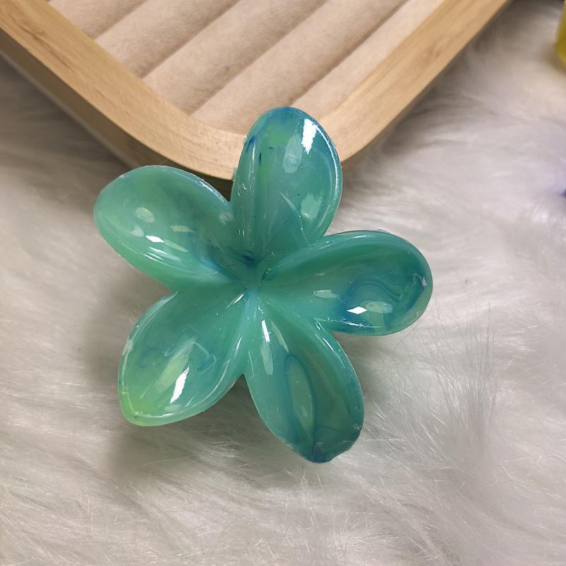 Elegant Marble Plumeria Hair Clip with Cross-Border Design