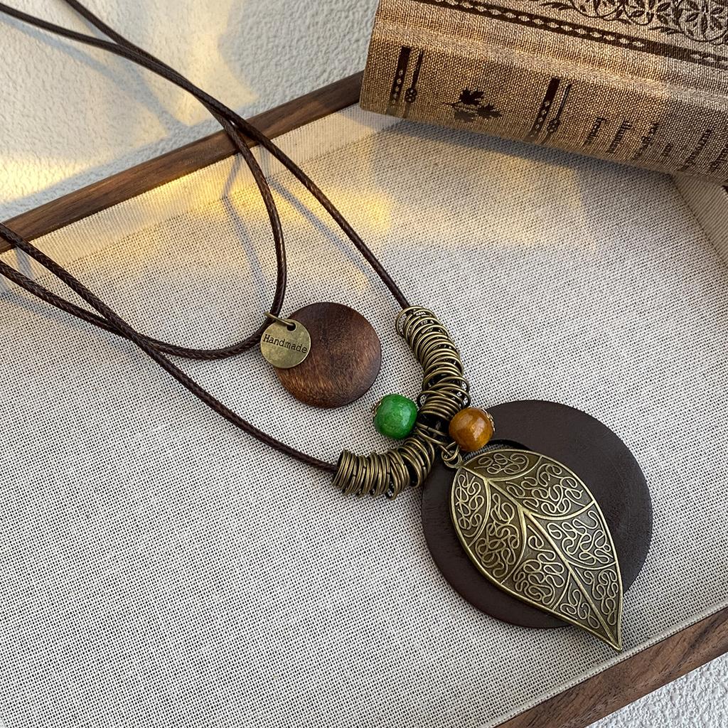 Vintage Zen Long Feathers Geometric Necklace Women'S Style Multi-Layer Stacked Sweater Chain Accessories