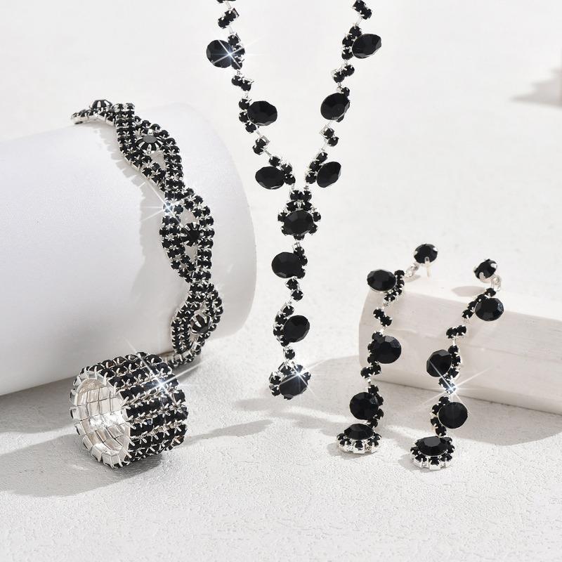 Modische Kristall-Strasssteine, Halsketten, Ohrstecker, Armbänder, dreiteilige Schmuckaccessoires, Hochzeitsaccessoires, vielseitige Bräute