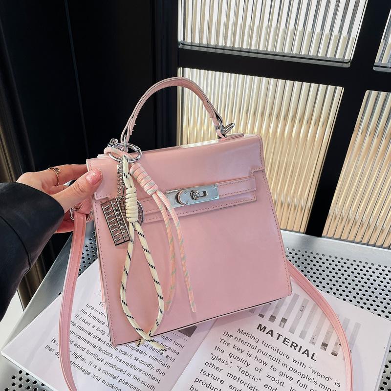 Premium sense niche bag women's spring and summer new fashion shoulder messenger bag portable backpack