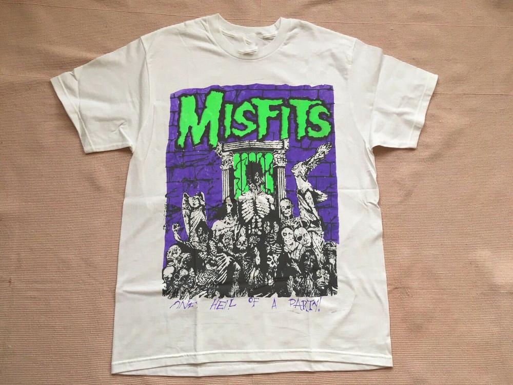 

Misfits Earth One Hell Of A Party Cotton Unisex Tee All Size S-4XL Unisex T-Shirt XXXL