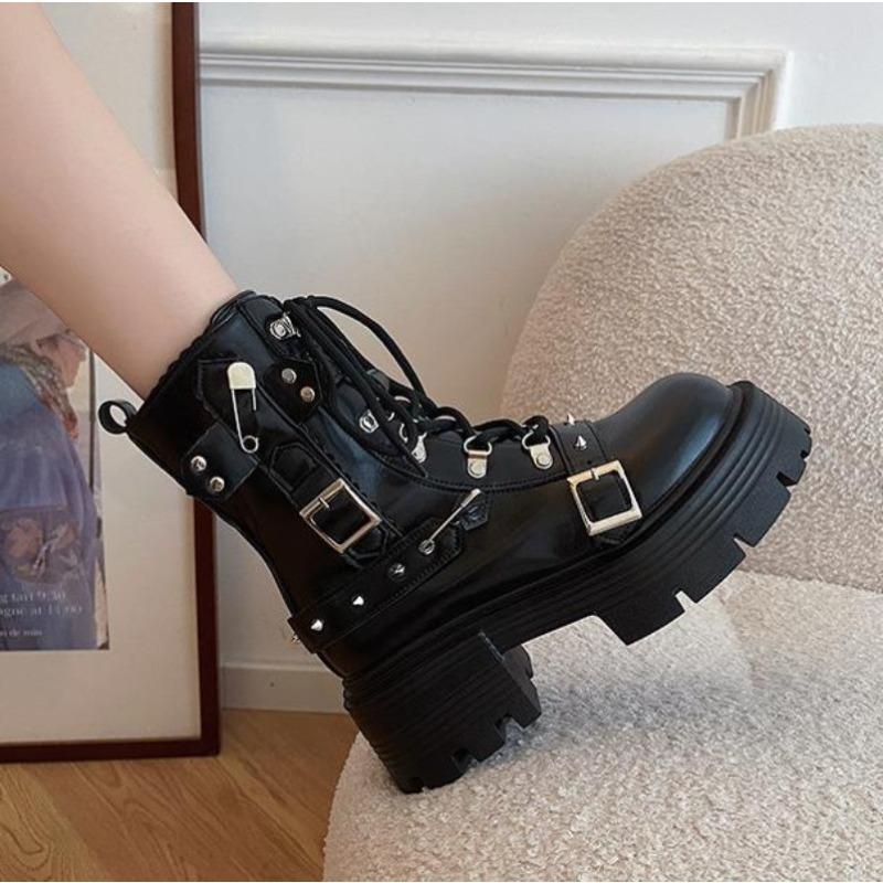Fashion 2025 New Women's Rivet Chain Design Short Boots Gothic Shoes Street Fashion Lady Rock Boots Metal Decor Punk Style Women Shoes