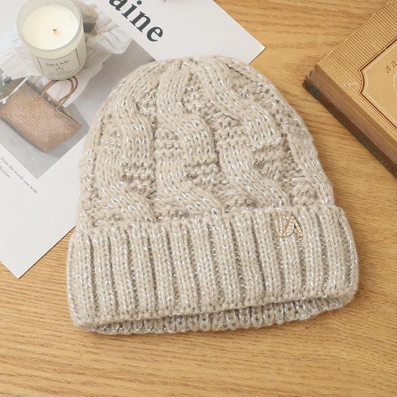 Autumn and winter hats women's fleece thickened rabbit fur knitted hats, ear protectors, warm wool hats, fashionable headgear hats