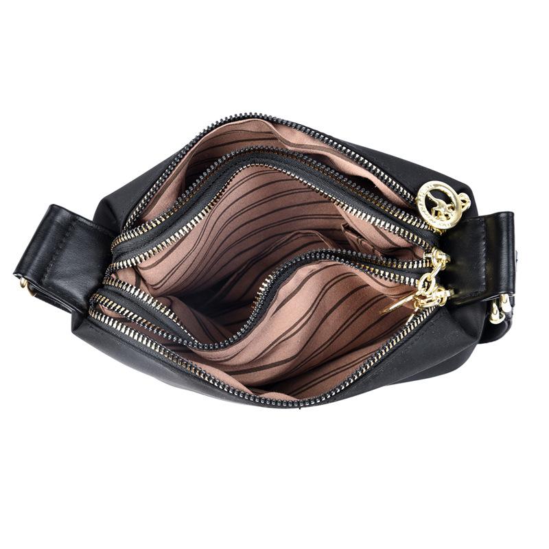 High-end Single-shoulder Bag with Large Capacity, Suitable for Middle-aged Mothers, Versatile Cross-body Bag