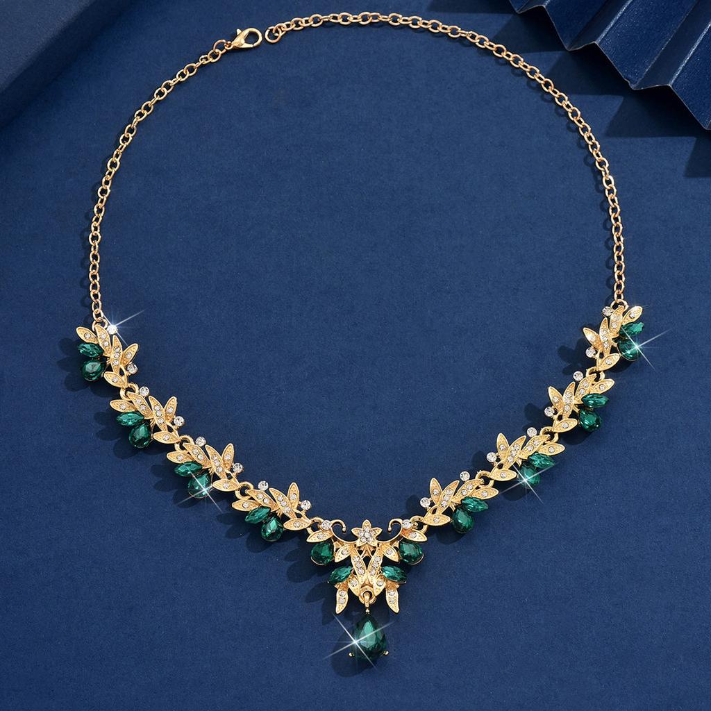 Domstolsmiddagsklänning Accessoarer Halsband Mode Högt Värde Personlighet Temperament Ljus Lyx Högt Värde Dam Nyckelbenskedja