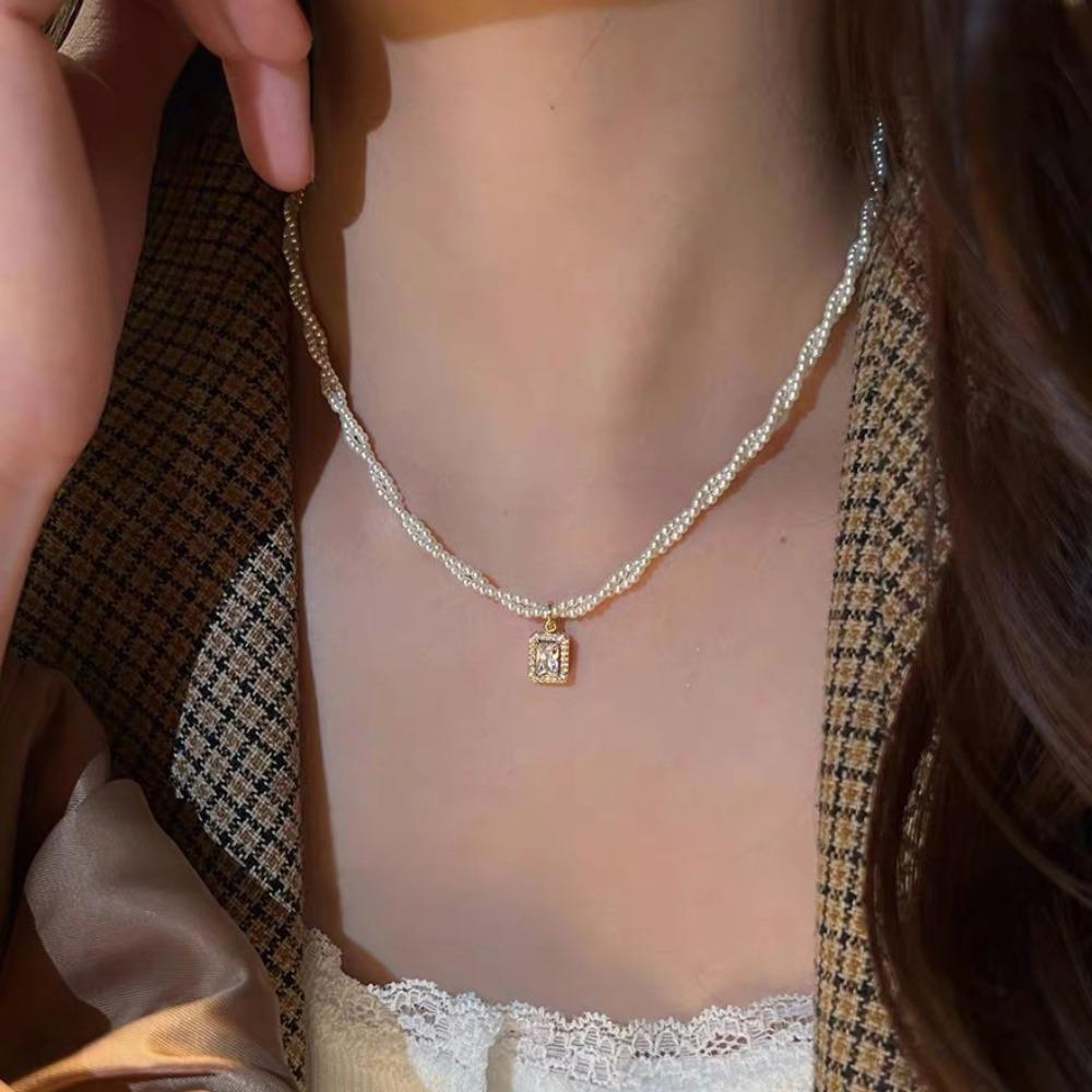 Shijia Pearl Necklace Women's Niche Light Luxury Design High-end Temperament Collarbone Chain Neck Chain Sweater Chain Bead Chain