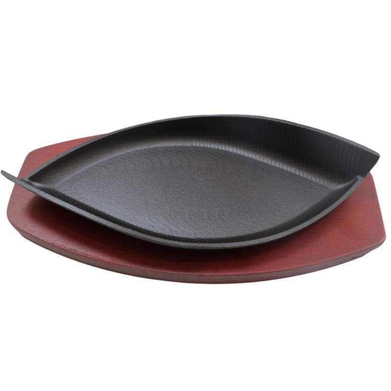 Exquisite Cast Iron Baking Pan with Wooden Board - Thickened Steak and Teppanyaki Plate for Western Dining.