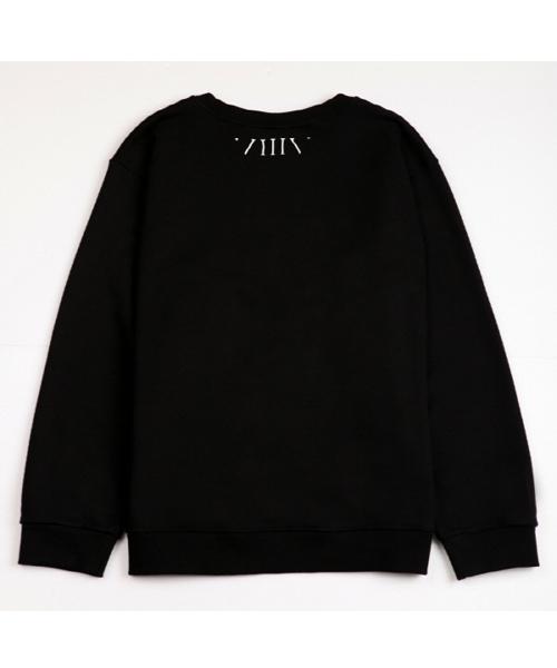 EIGHTVOLUME Ev Illusion Skull Crewneck