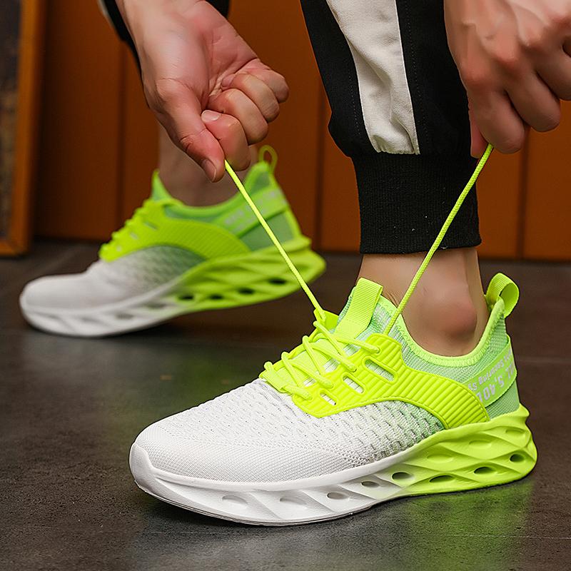 Lightweight Men's Running Shoes Comfortable Breathable Mesh Sneakers Fashion Men's Casual Sports Shoes Summer Blade Sneakers