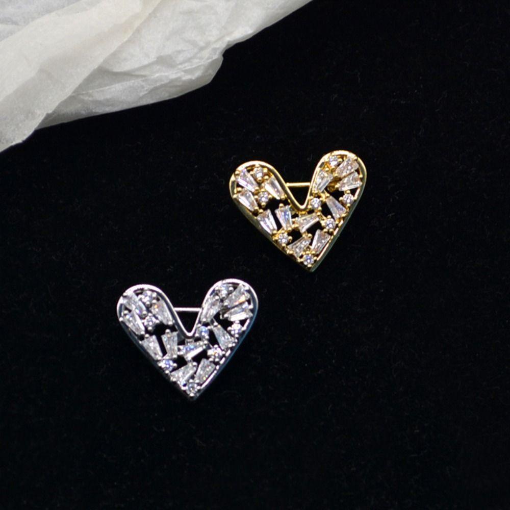 Rectangular Heart Brooch Korean Style Hollow Heart Breastpin Rhinestone Pin Suit Coat Collar